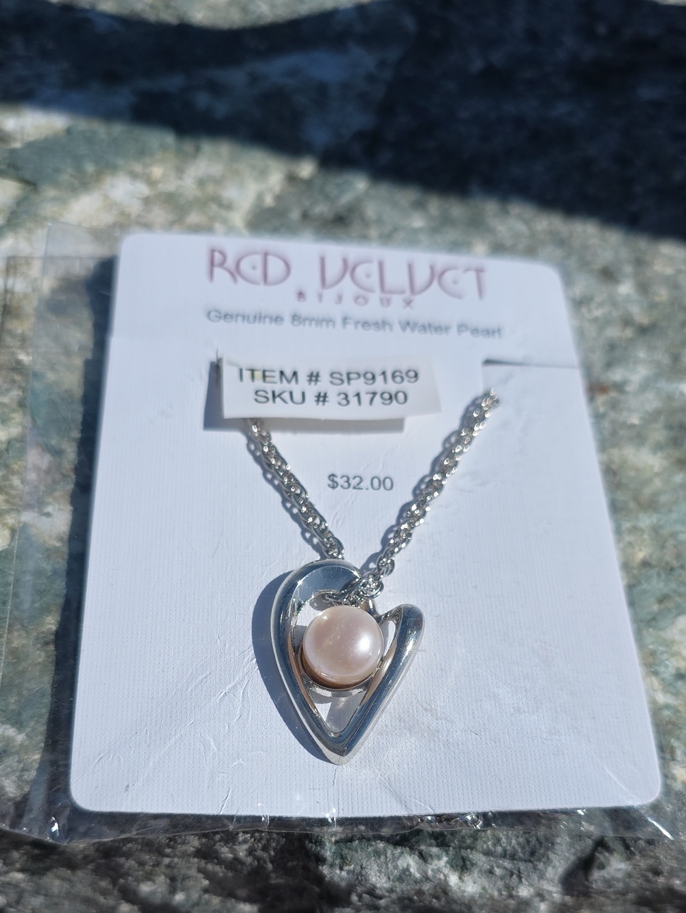 Velvet Silver Heart Necklace with Blush Pearl